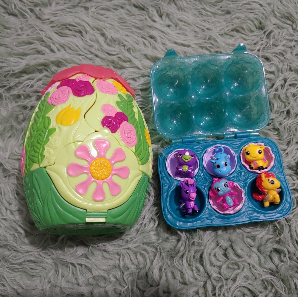 Hatchimal secret scene playset and 6 pack shell.